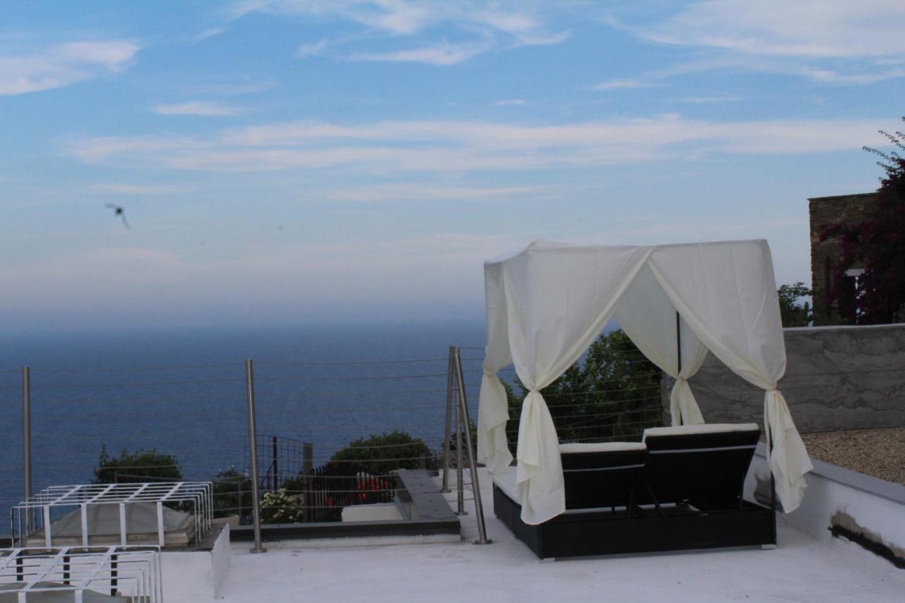 Villa Clicla - Pool, Sea,Hommock Swing And Laziness Imperia Bagian luar foto