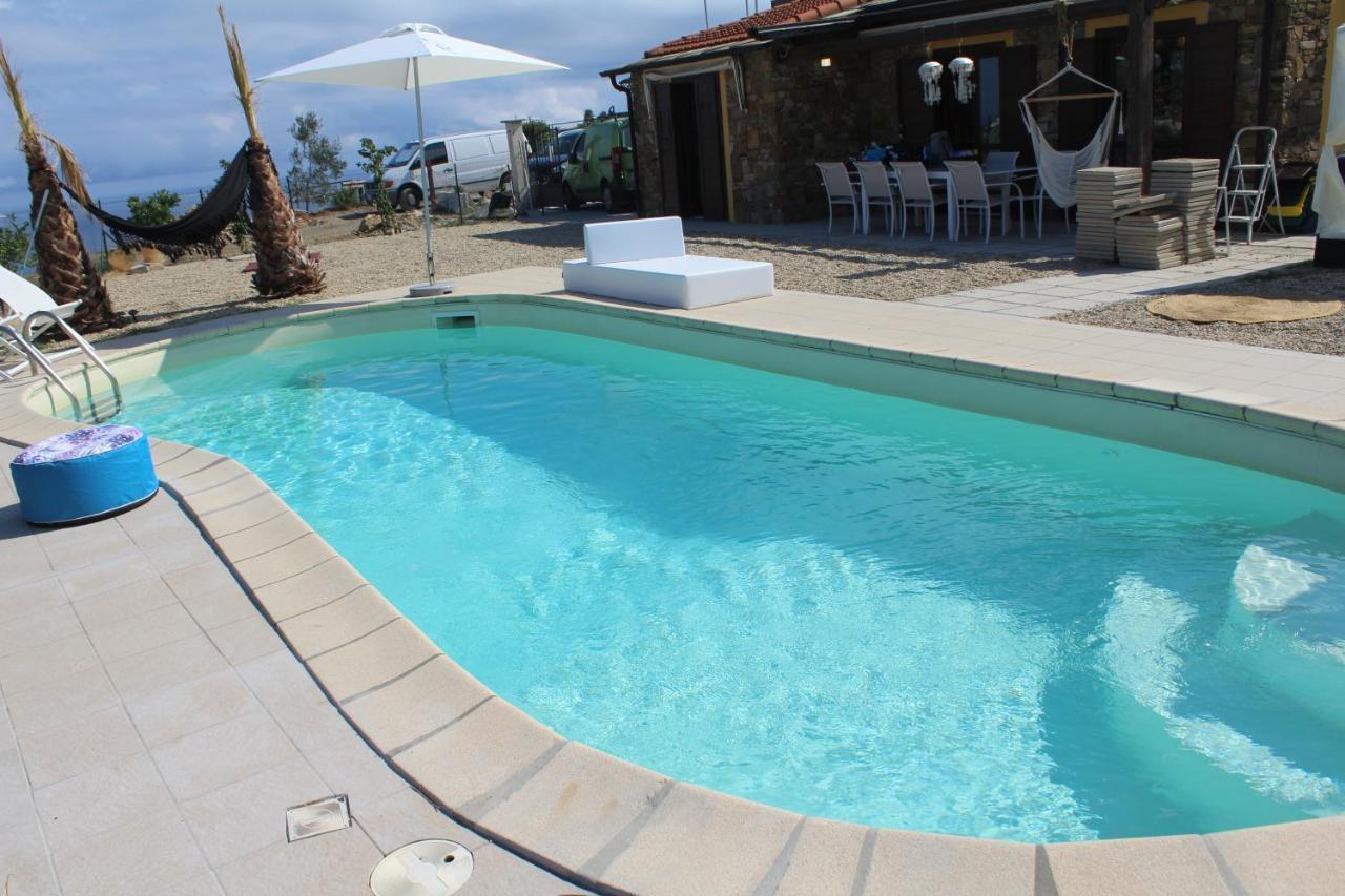 Villa Clicla - Pool, Sea,Hommock Swing And Laziness Imperia Bagian luar foto